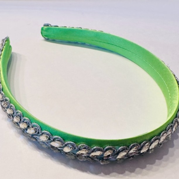 Elegant Green Satin Headband with Rhinestone Embellishments